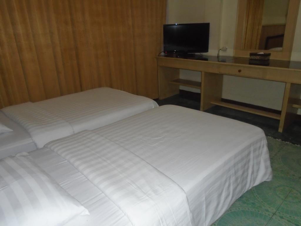 Hotel Duta ปาเลมบัง ภายนอก รูปภาพ