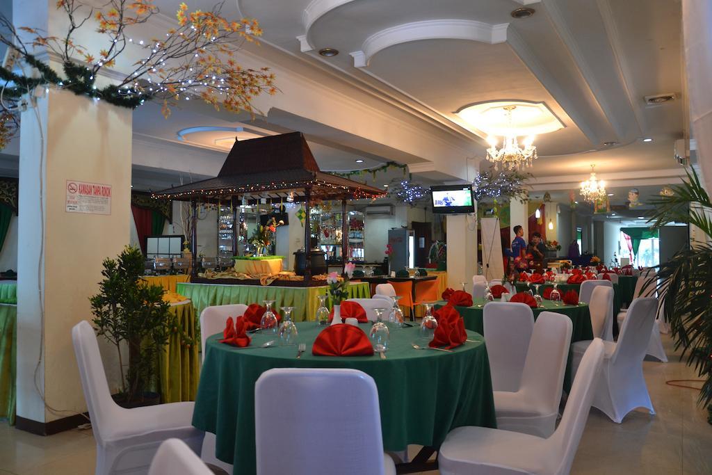Hotel Duta ปาเลมบัง ภายนอก รูปภาพ