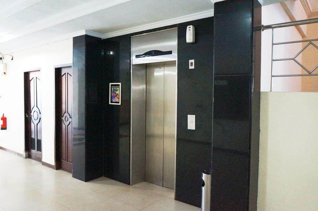 Hotel Duta ปาเลมบัง ภายนอก รูปภาพ