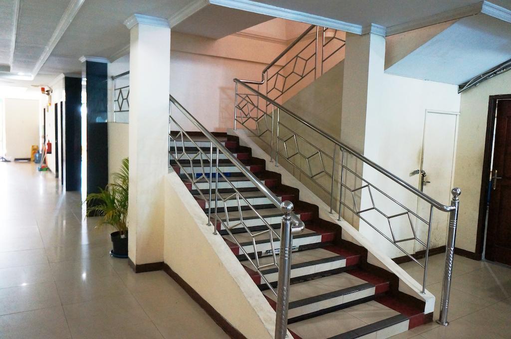 Hotel Duta ปาเลมบัง ภายนอก รูปภาพ
